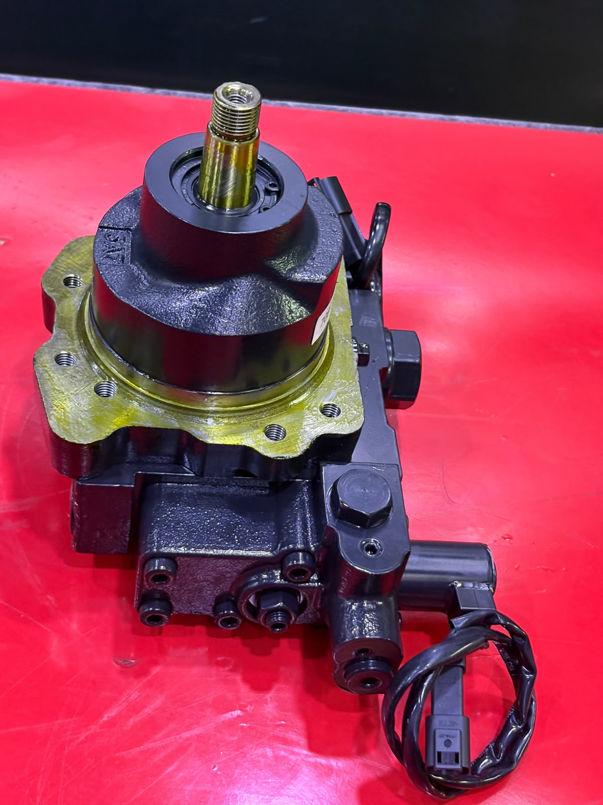 708-7R-00170 Fan Motoru gorsel 3